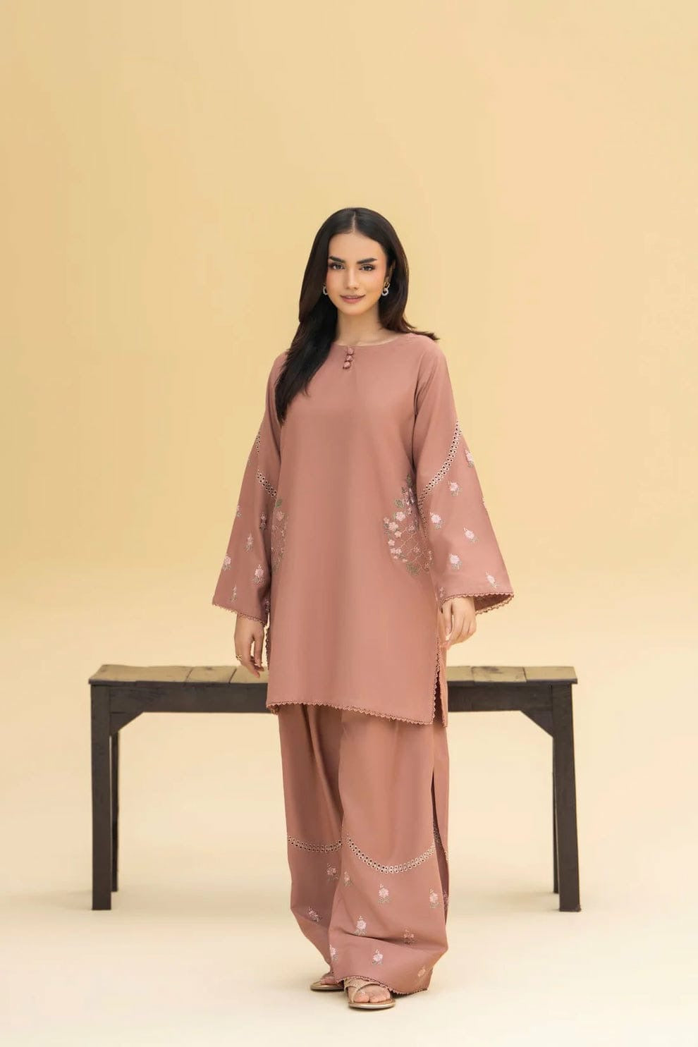 Charam 2pc