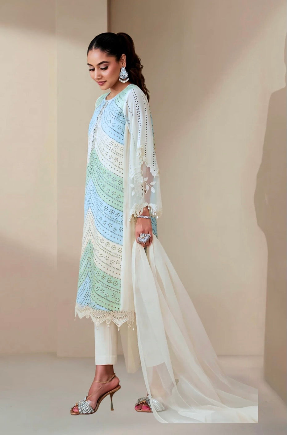 Noor roshni set 3pc