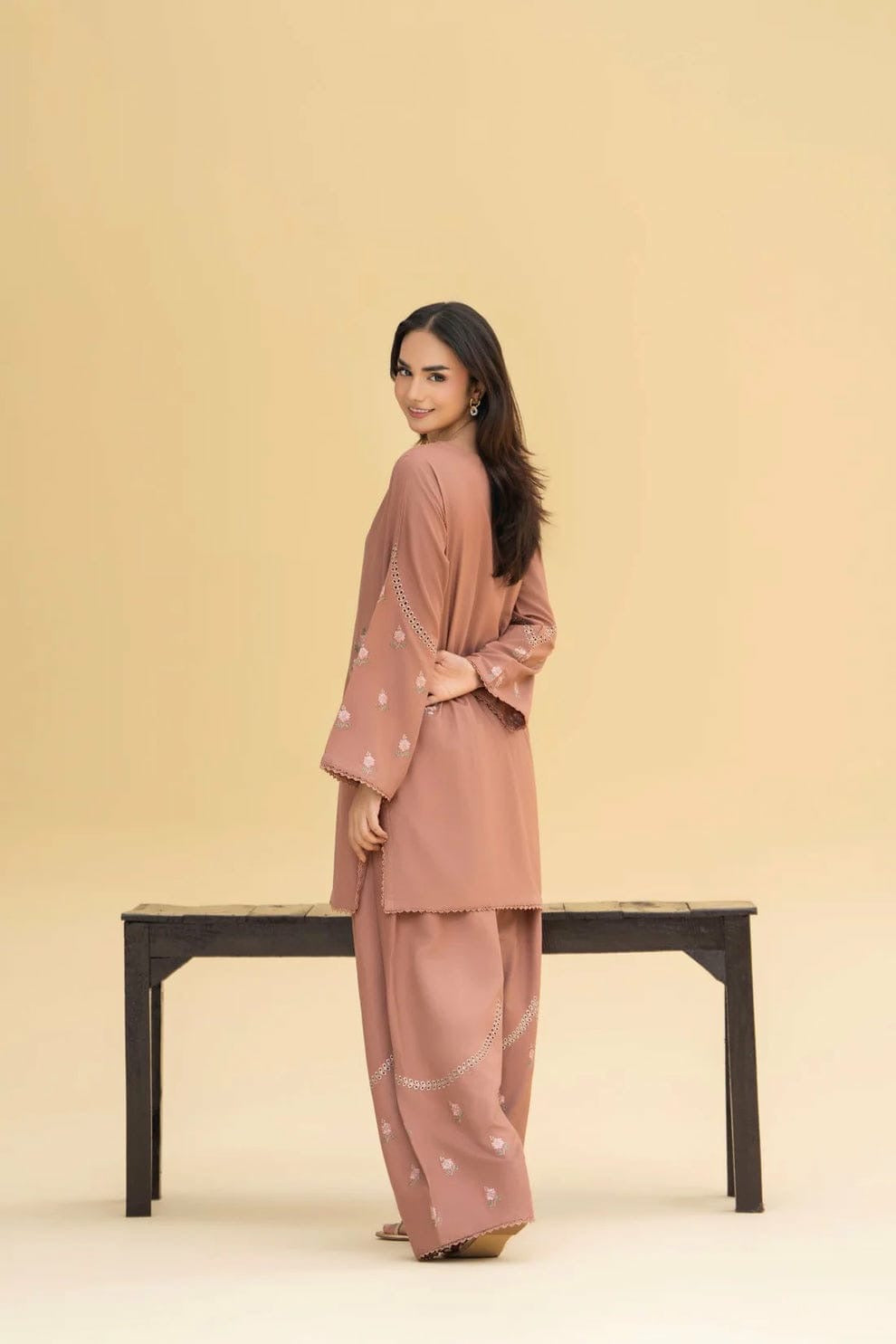 Charam 2pc